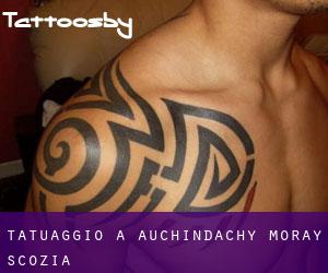 tatuaggio a Auchindachy (Moray, Scozia)