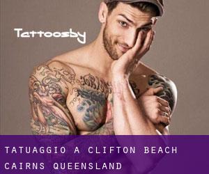 tatuaggio a Clifton Beach (Cairns, Queensland)